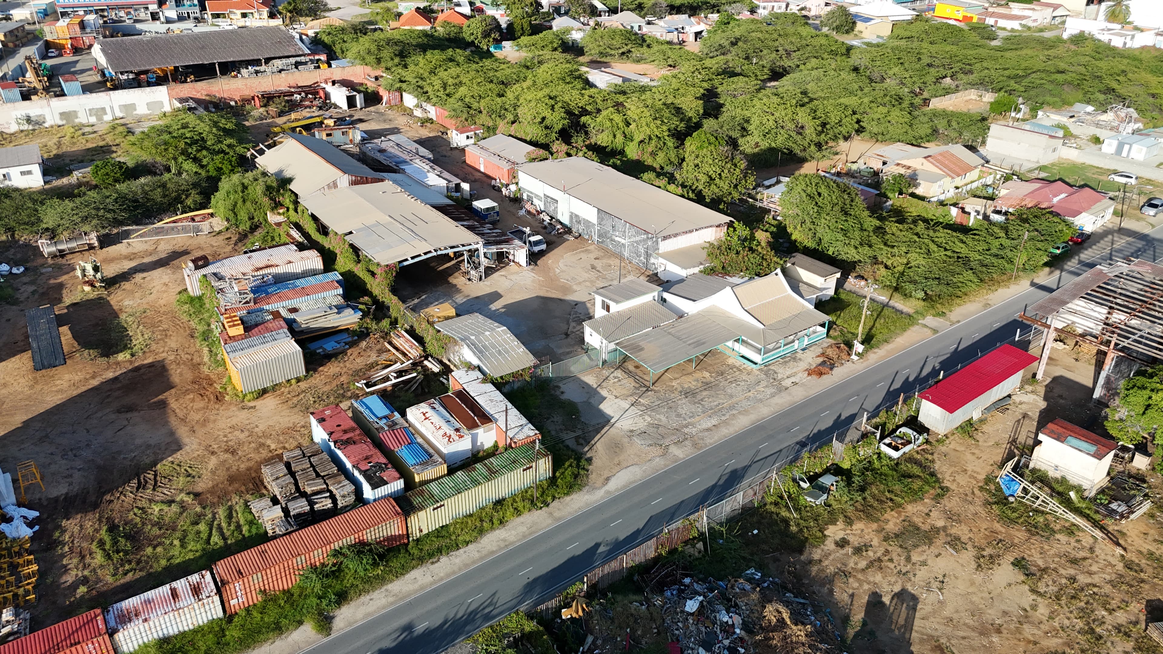 Property Land + Commercial Space – Zeewijk photo 2
